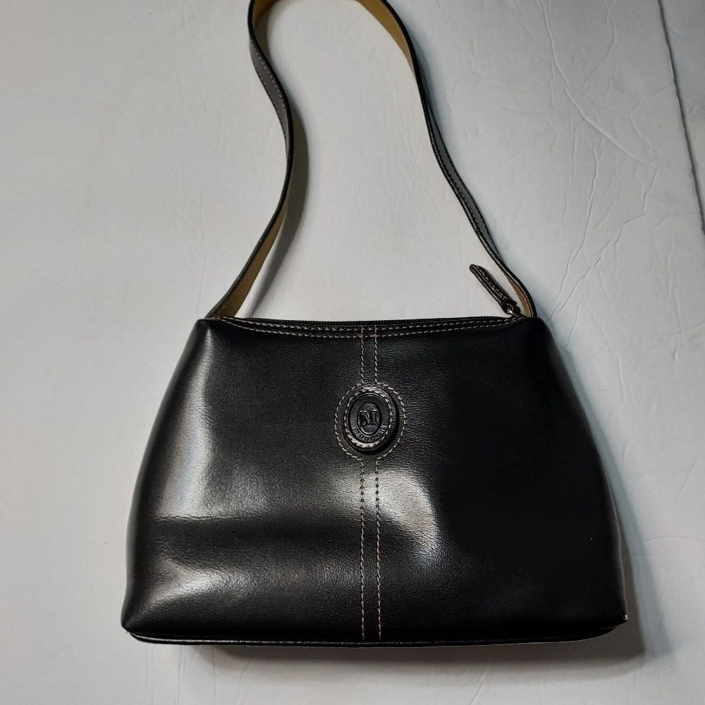 𝅺montana small size handbag